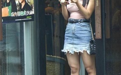 强壮的公弄得高潮HD